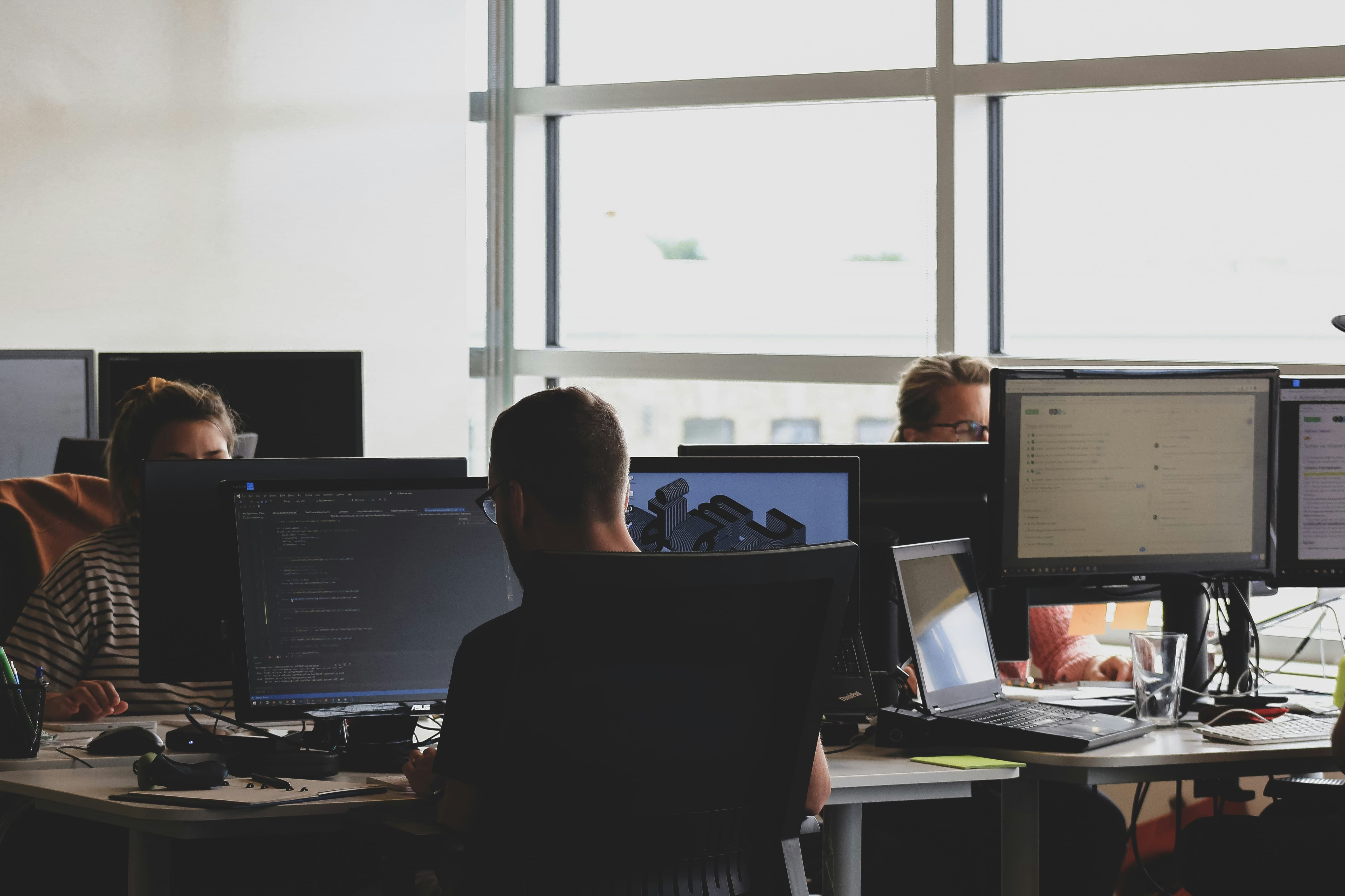 8 Job Aids That Actually Boost Employee Performance