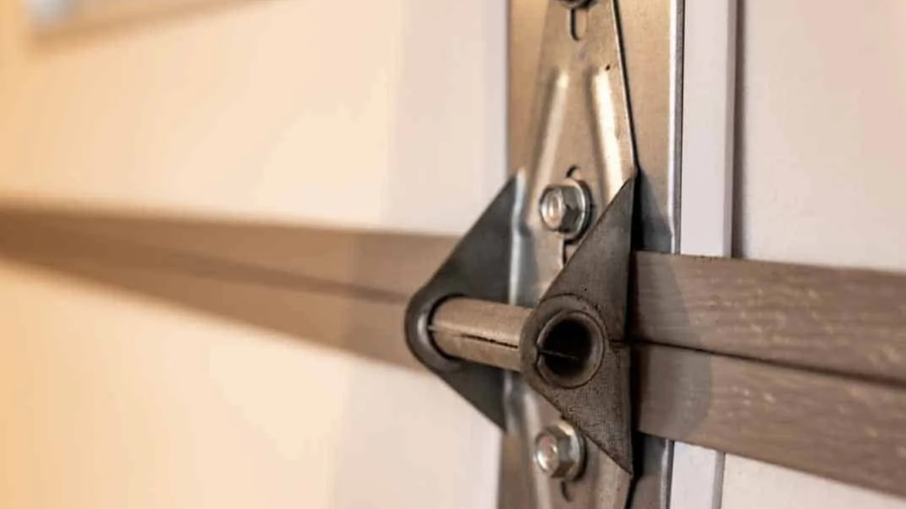 How to Install Garage Door Hinges Safely and Correctly